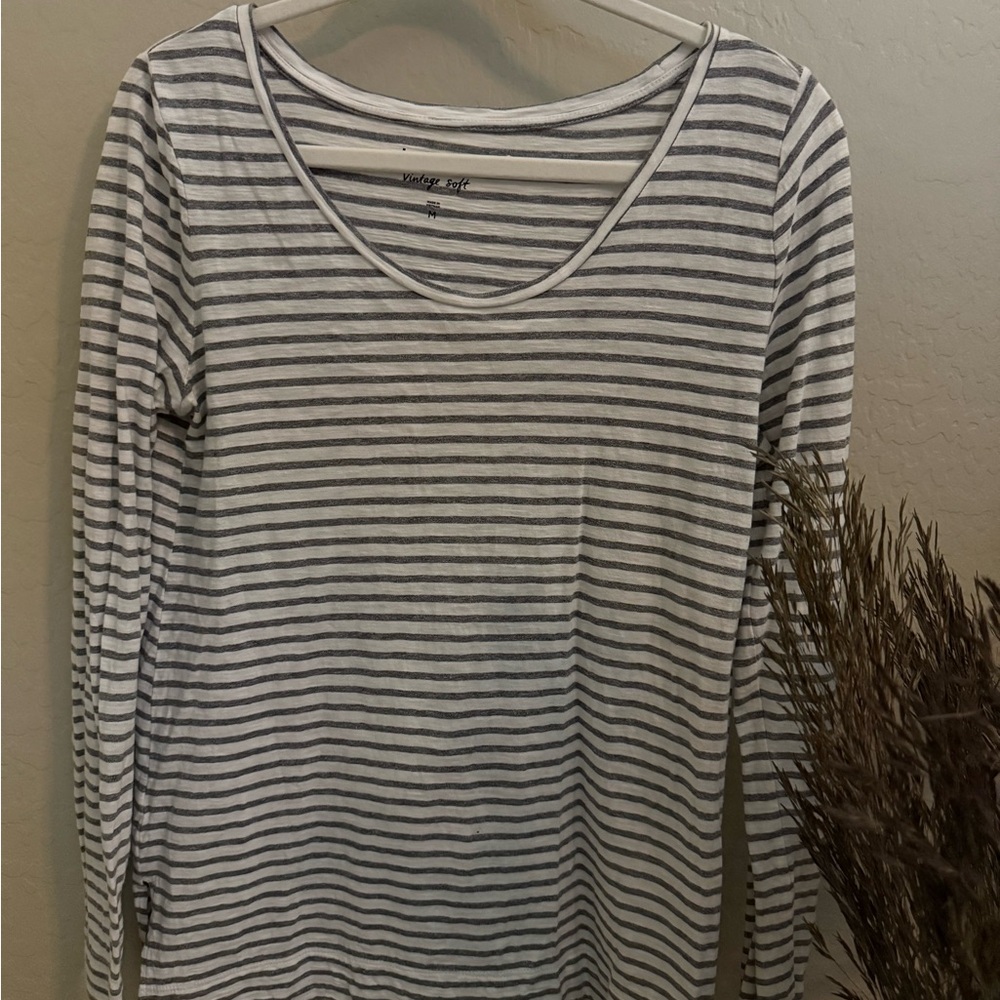 LOFT Vintage Soft Gray and White Top
